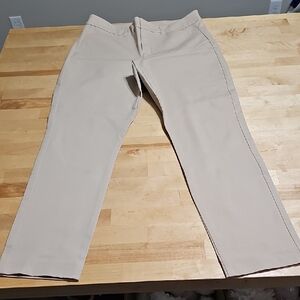 3 for $20 ✨ Old Navy High-Rise Pixie Skinny Pants • Khaki Tan • Size 10 • EUC